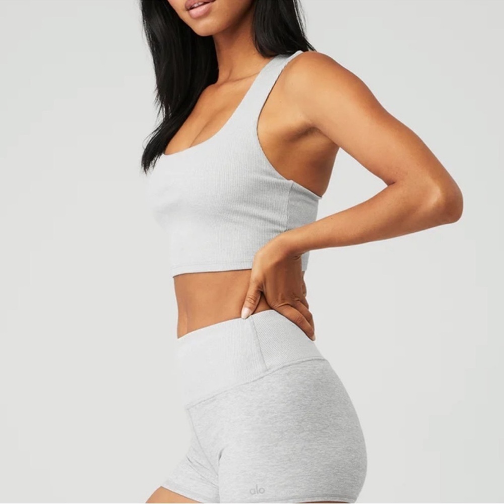 Alo Ribbed Chic Bra Tank Athletic Heather Grey XS - Picture 2 of 11